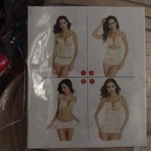 Three piece postpartum recovery belt.